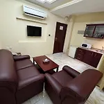 Al Ferdous Hotel Apartments